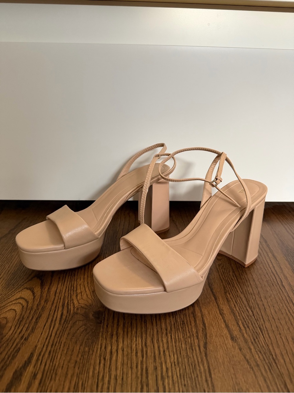 Zara Beige Platform Block Heel Sandals